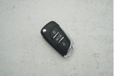 Корпус пульта Peugeot VA2 3 кнопки CE0536 (батарей. на корпусі)