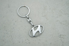 Брелок Hyundai металевий