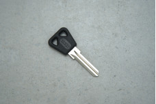 Заготовка ключа ABU72P (BLAU-THULE)
