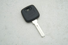 Корпус ключа VOLVO NE66T (під чіп)