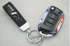 Чохол Hyundai ударостійкий полімер універсальний