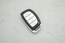 Корпус пульта Hyundai TOY40 (HY22) 3 кнопки + панiка (з місцем під батарейку)