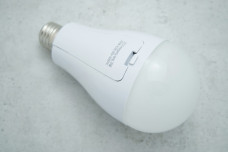 Світлодіодна лампа з 2 акк. FAT-3920 Bulb \ Кемпінг-лампа на батарейках 20W 6800-7300K