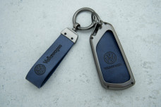 Чохол VW графіт метал + синя шкіра, універсальний
