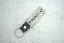 Брелок DAEWOO пластина метал(10*2,5см)