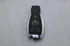 Корпус пульта Mercedes 3 кнопки ХРОМ (під батарейку)