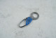 Брелок карабін-крапля металевий голубий