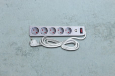 Фільтр Мережевий Electro House 3м 5гнізд, 2USB, зах.шторки, сірий