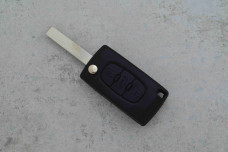 Корпус пульта Peugeot / Citroen HU83 3кнопки CE0536 (батар. на корпусі)
