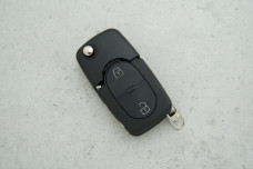 Корпус пульта Volkswagen HU66P 2 кнопки (розбірний під батарейку CR2032, як Audi)