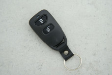 Корпус пульта Kia / Hyundai 2 кнопки + (паніка, контакти на корпусі)