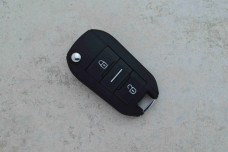 Корпус пульта Peugeot HU83 2кнопки, викидний 