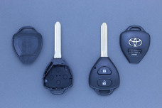 Корпус ключа Toyota 2 кнопки TOY47