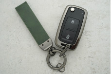 Чохол VW зелена шкіра + метал, універсальний