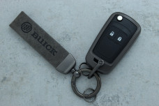 Чохол Buick сірий метал шкіра універсальний