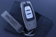 Чохол Audi метал + шкіра