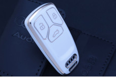 Чохол Audi білий