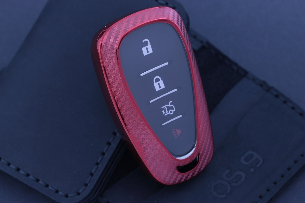 Чохол Chevrolet carbon червоний універсальний