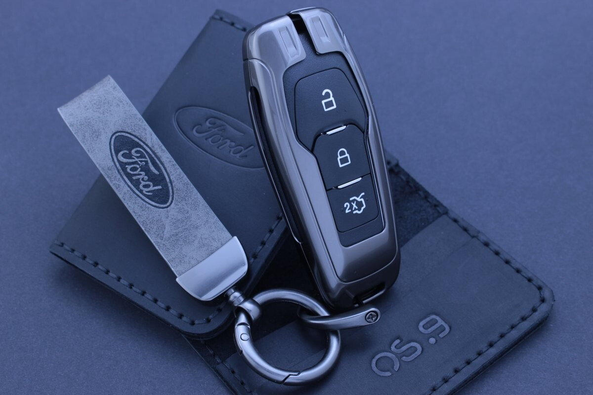Чохол Ford метал + шкіра