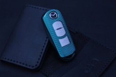 Чохол Mazda carbon зелений