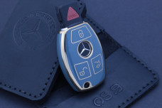 Чохол Mercedes темно-блакитний