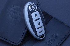 Чохол Nissan срібло фактура шкіри